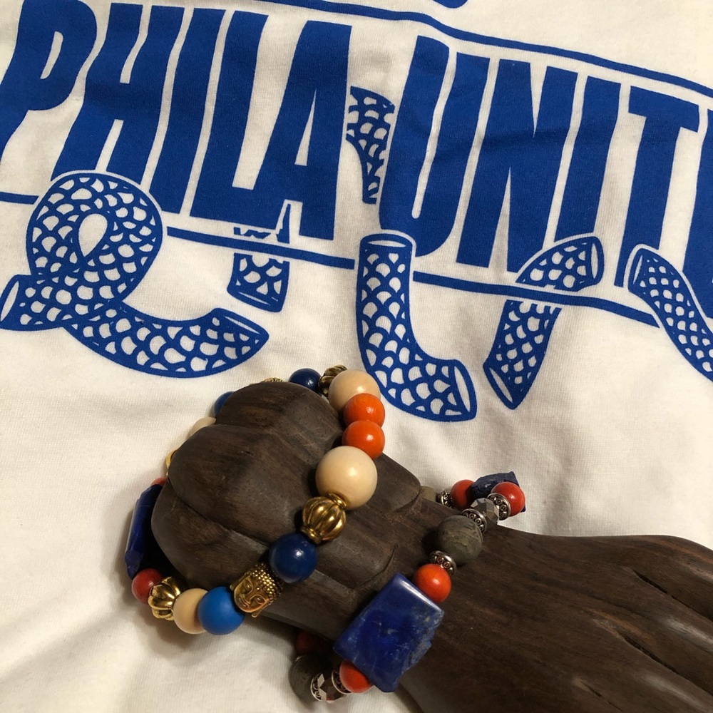 💙🤍One-of-a-kind gemstones/wooden bracelets🤍💙
